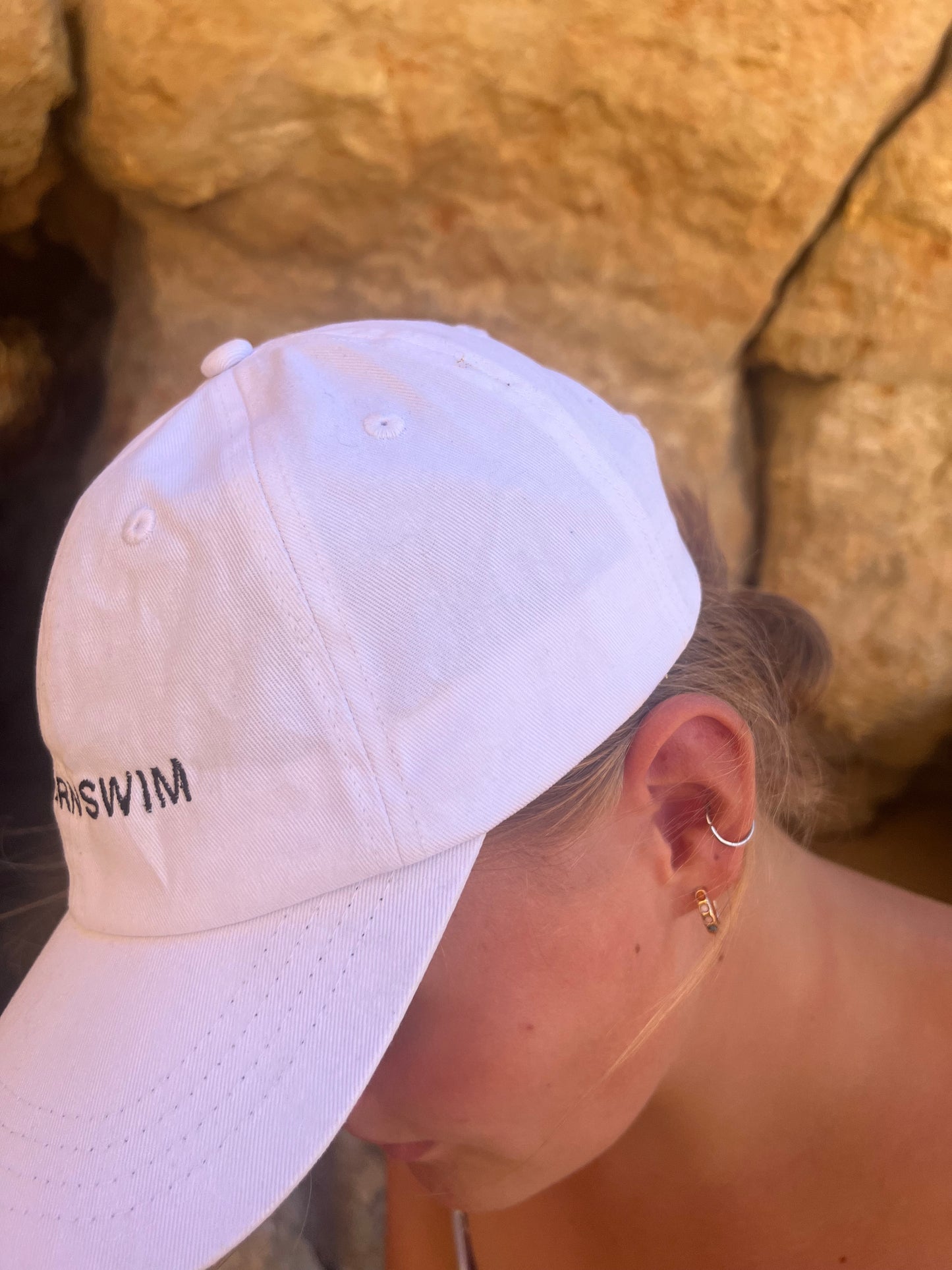 EVERYDAY LOGO UNISEX DAD CAP WHITE