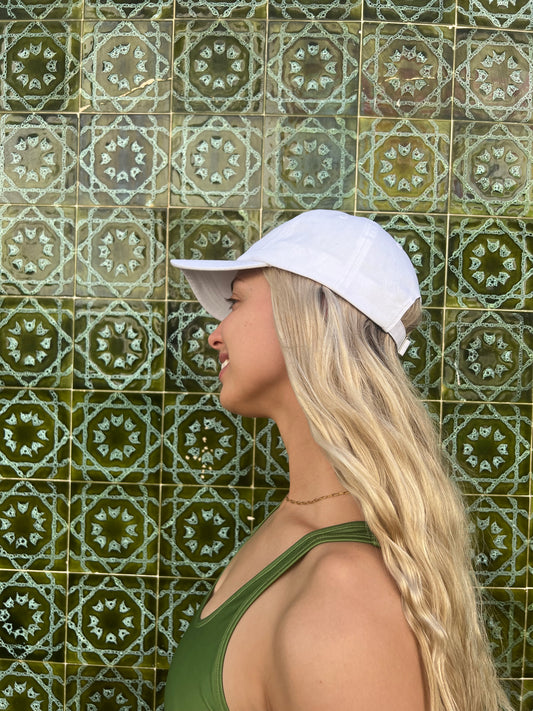 EVERYDAY LOGO UNISEX DAD CAP WHITE