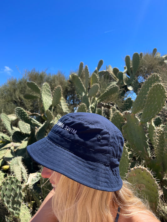 UNISEX LOGO BUCKET HAT NAVY